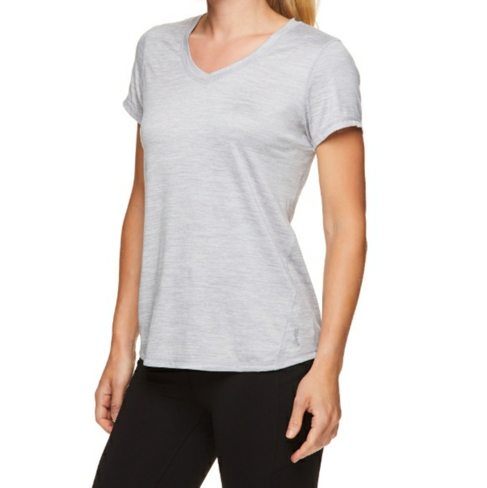 New Active Short Sleeves Top. - Picture 2 of 9